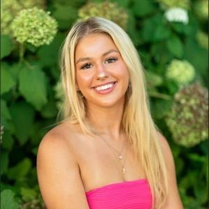 Meet your Posher, Marissa